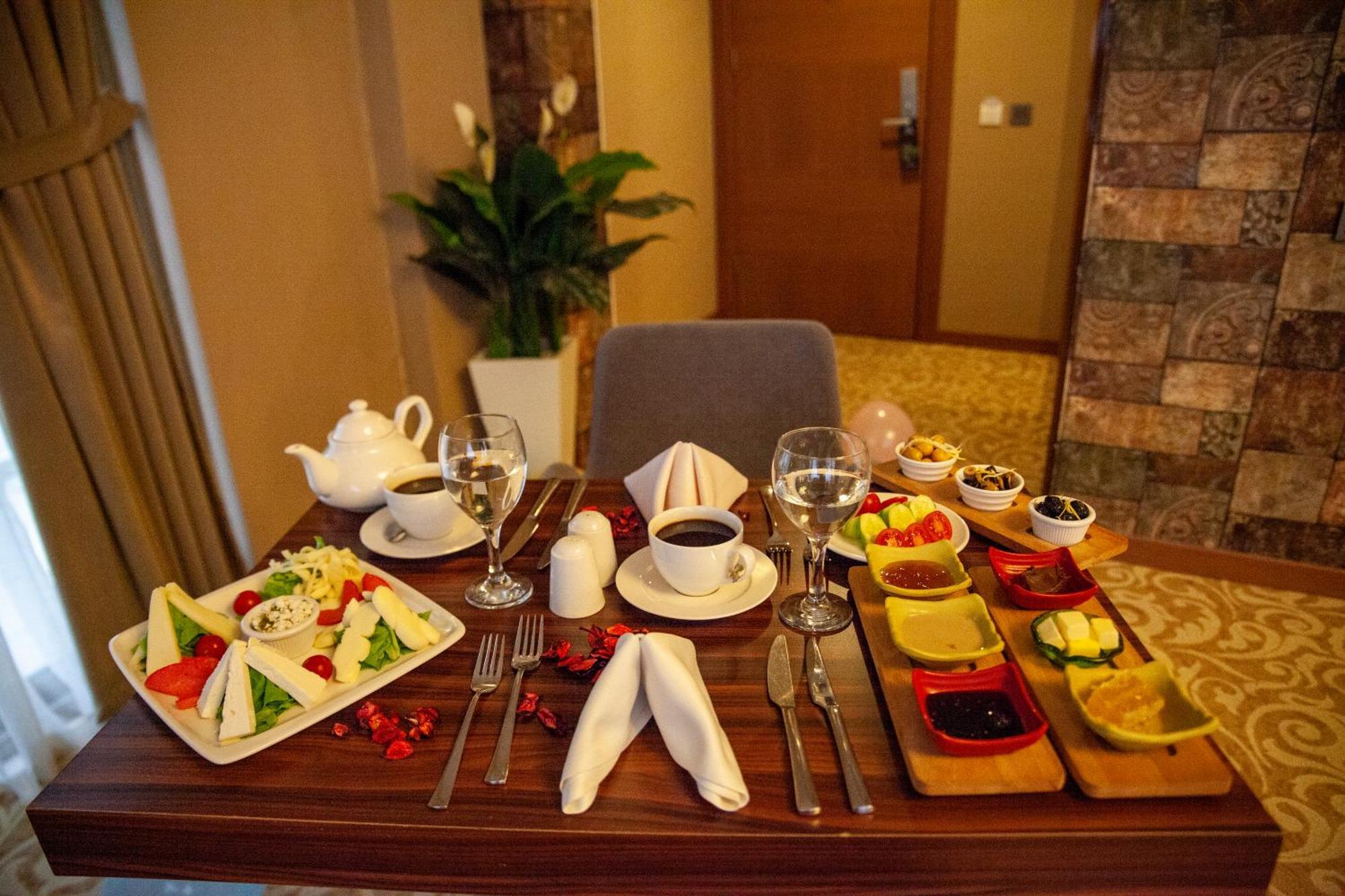 Elgarden Hotel & Spa Masukiye Eksteriør billede